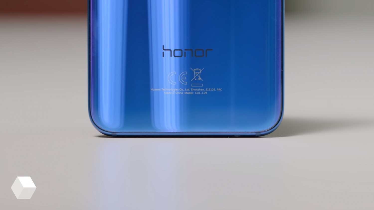 Reuters: Huawei обсуждает частичную продажу Honor
