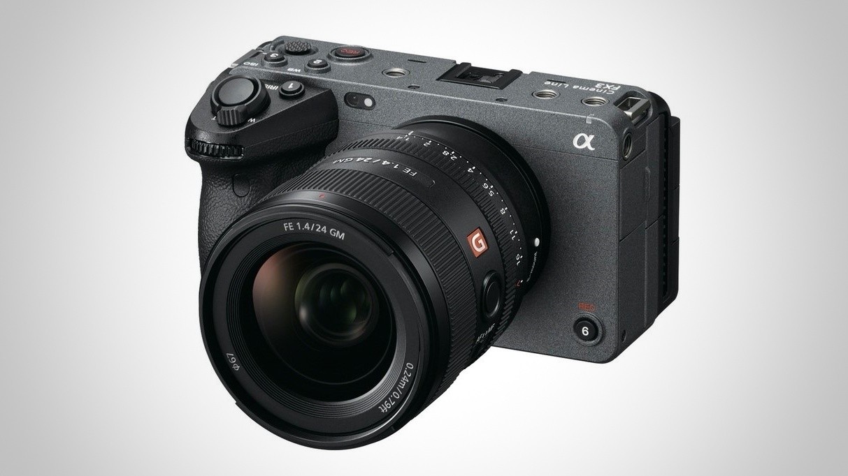 Sony анонсировала полнокадровую беззеркальную камеру FX3 Cinema