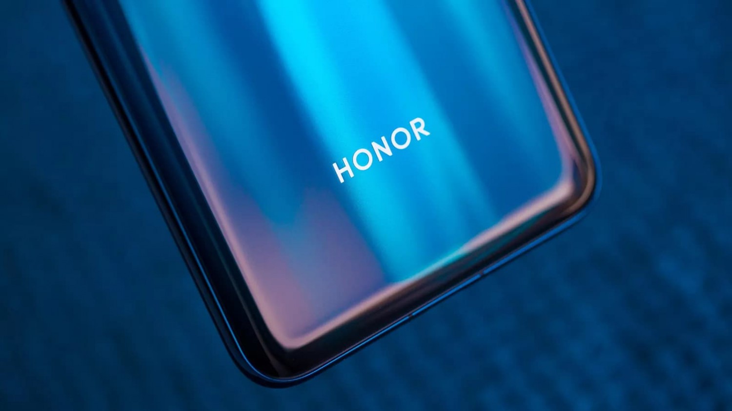 10 августа Honor представит первое устройство на HongMeng OS — телевизор Honor Vision