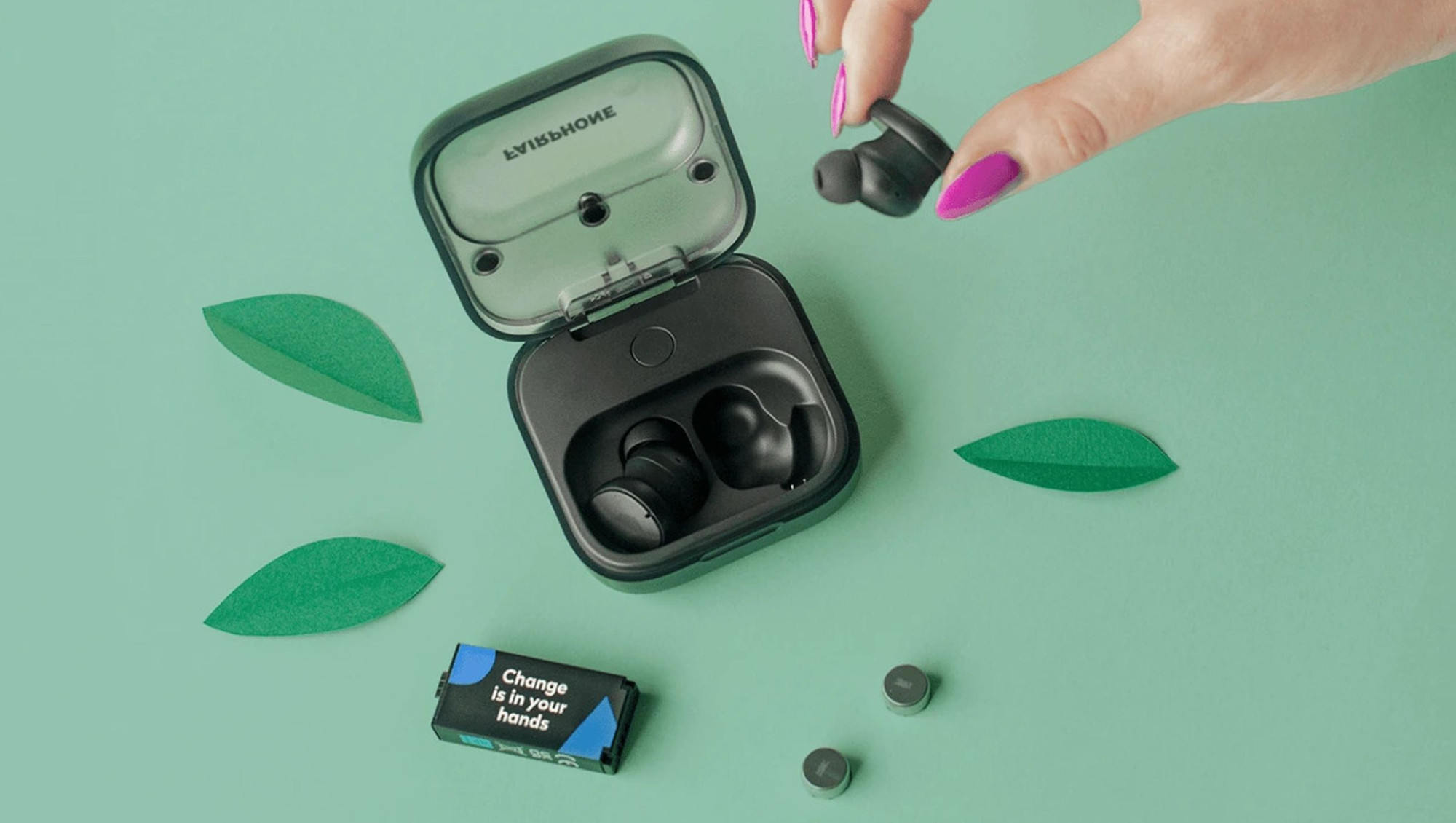 Fairphone выпустила наушники Fairbuds со сменным аккумулятором ...