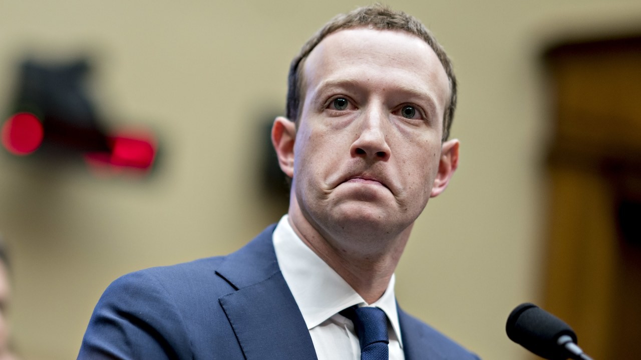WSJ: Facebook оштрафуют на 5 млрд долларов за утечку данных пользователей