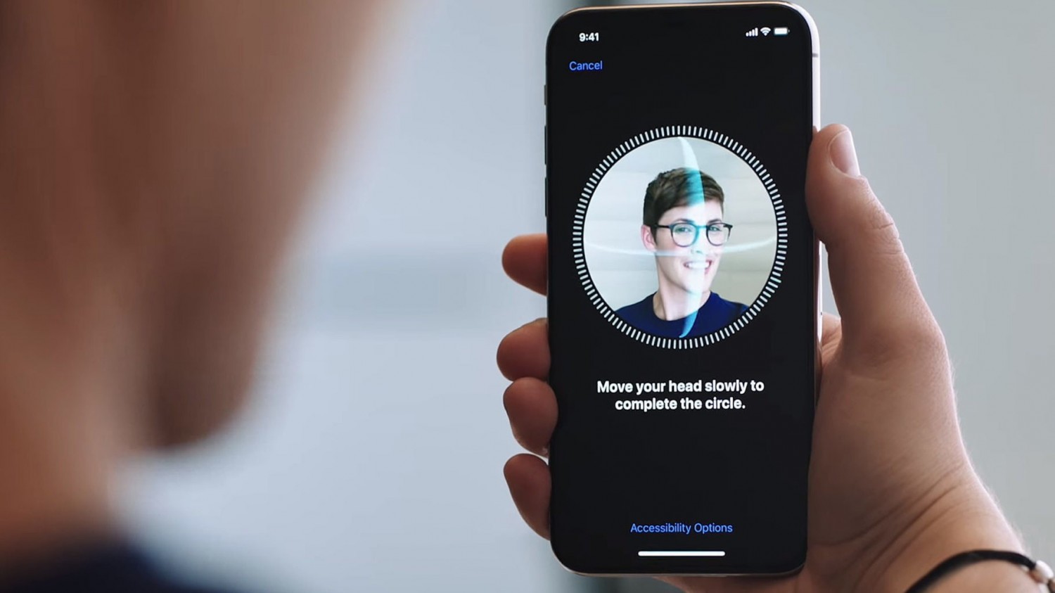 Apple пообещала развивать и Face ID, и Touch ID