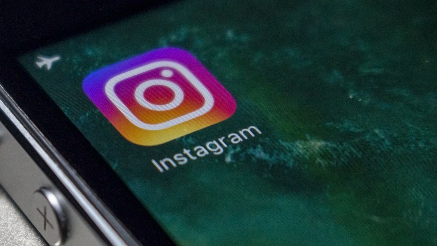 Instagram начнёт предлагать список пользователей, от которых следует отписаться