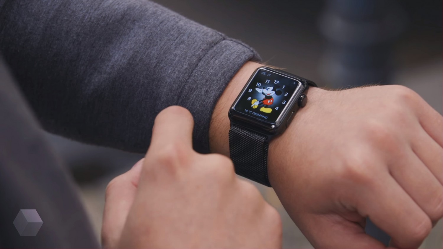 Apple бесплатно отремонтирует Apple Watch с круговыми трещинами на дисплее
