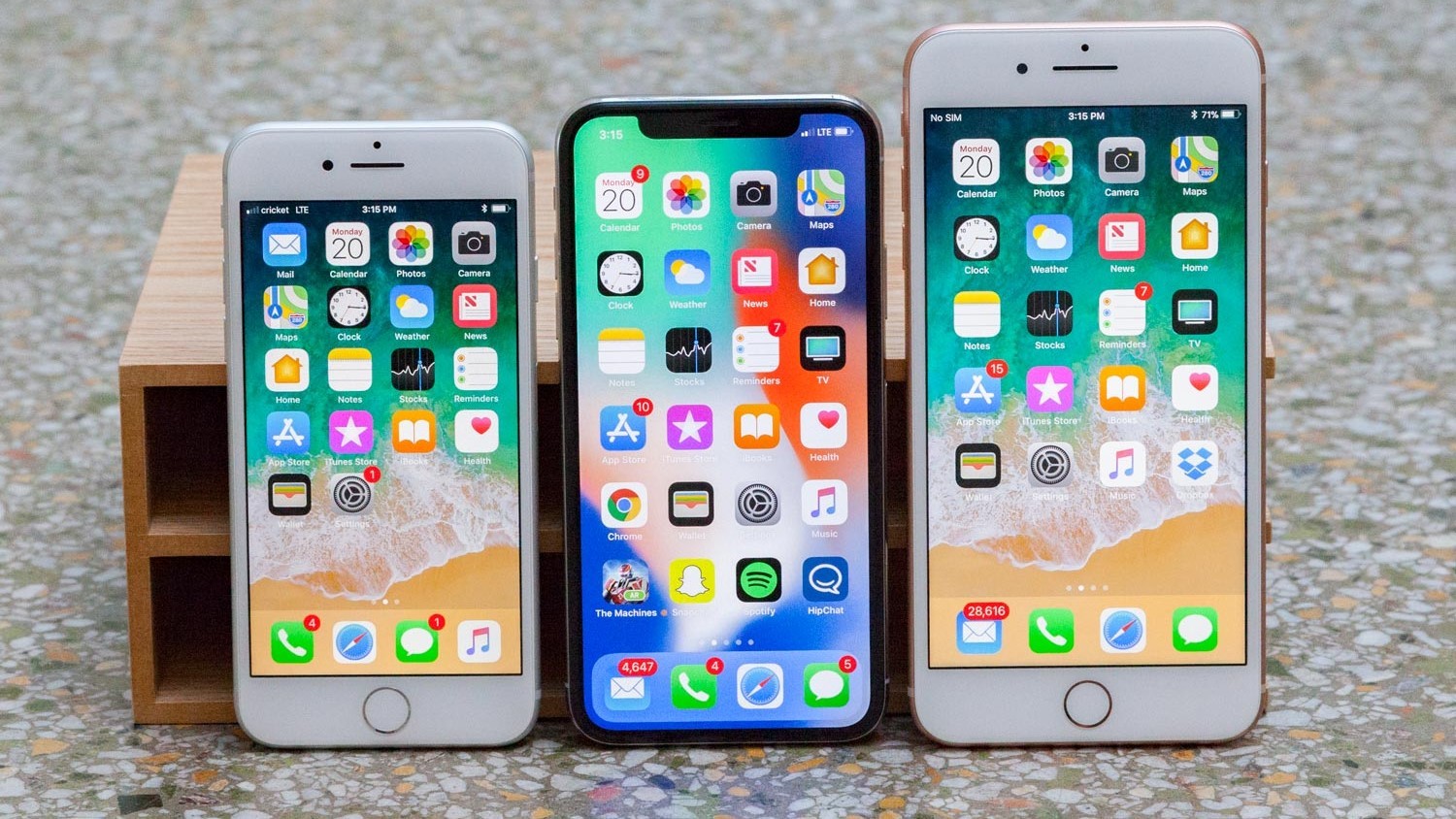 Apple готовит два бюджетных iPhone к WWDC 2018