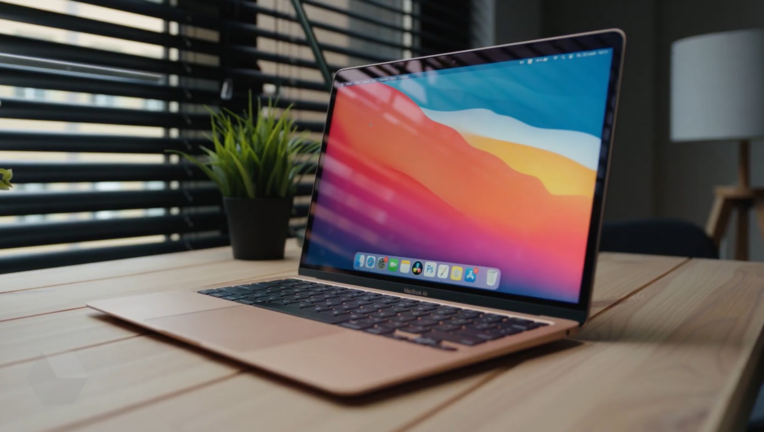 Apple выпустила macOS Big Sur 11.2.1