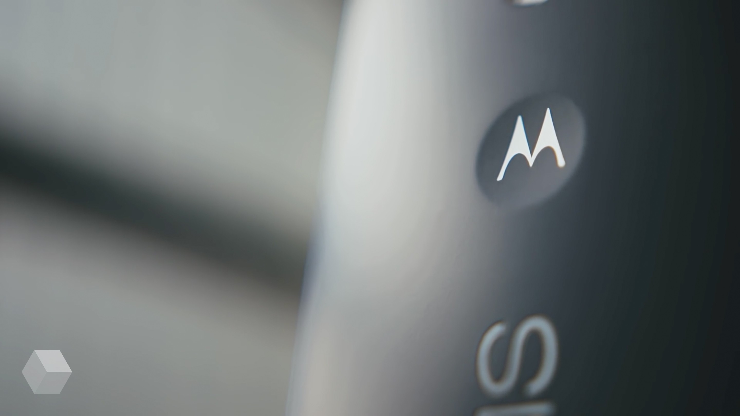 Motorola One появился на фотографиях