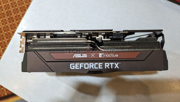 CES 2023: на выставке показали толстенную Asus GeForce RTX 4080 Noctua OC Edition