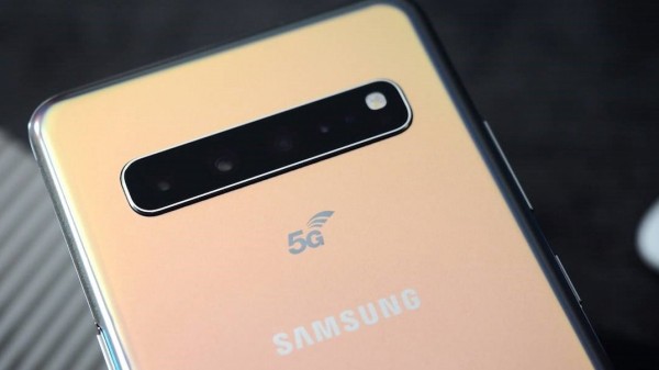 Samsung реализовала 6,7 млн смартфонов с поддержкой 5G за 2019 год