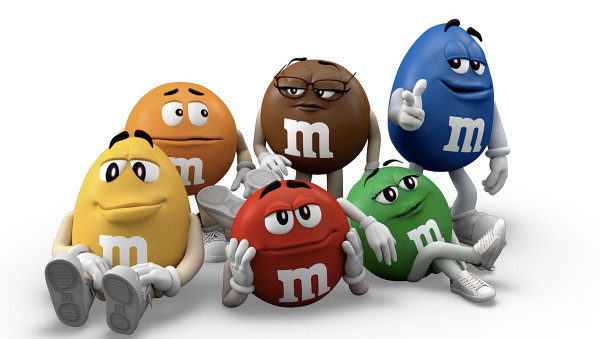 M&M’s решил убрать на неопределённое время «говорящие конфеты» из своей рекламы