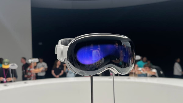 Экраны Apple Vision Pro могут работать с частотой выше 90 Гц