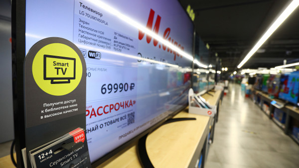 Доля телевизоров с помощниками «Яндекса» и «Сбера» на российском рынке выросла с 5% до 15%