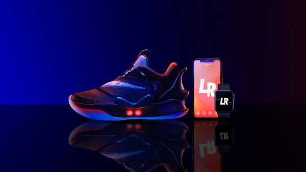 Nike представила второе поколение умных кроссовок Adapt BB