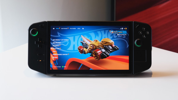 Lenovo презентовала портативную консоль Legion Go с Ryzen Z1 и экраном 8,8"