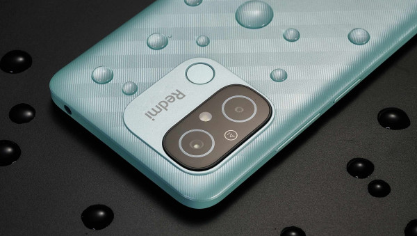 Первый взгляд на дешёвый смартфон Redmi 13C