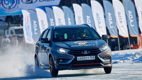 Новый прототип Lada Vesta Sport установил рекорд скорости на Байкале