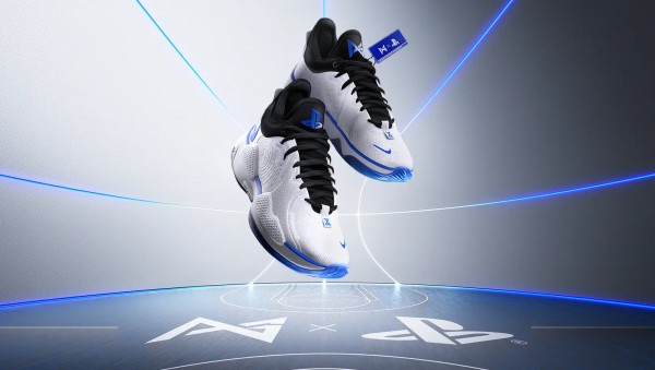 Nike PG 5 — кроссовки в расцветке PlayStation 5
