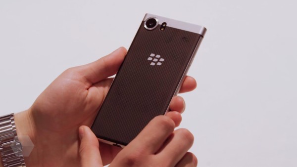 TCL прекращает производство смартфонов под брендом BlackBerry