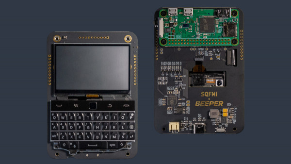 Основатель Pebble представил карманный компьютер на базе Raspberry Pi с клавиатурой Blackberry