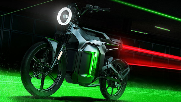 На рынок вышел электрический скутер NIU X Razer SQi Edition