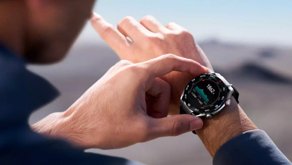 Анонс Huawei Watch Ultimate: часы, которые можно погружать под воду до 100 метров