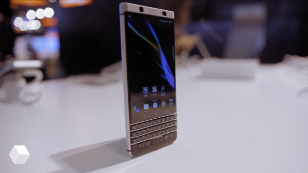 Официально: OnwardMobility прекращает разработку смартфона BlackBerry с физической клавиатурой