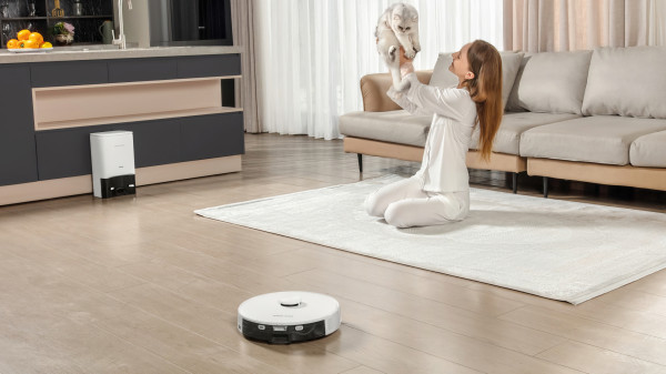 В России стартовали продажи роботов-пылесосов Honor Choice Robot Cleaner R2