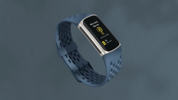 Fitbit Charge 5: браслет с множеством датчиков и цветным дисплеем