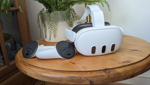 DNS собирает предзаказы на VR-шлем Meta* Quest 3