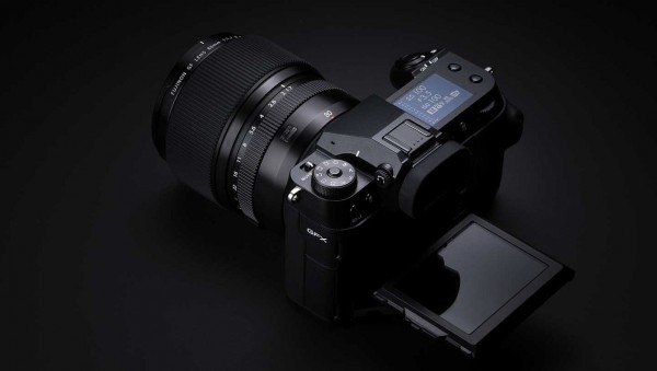 Представлена камера Fujifilm GFX 100S: компактный корпус, 102 Мп и цена 5999 долларов