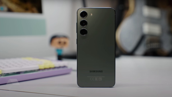 Samsung Galaxy S23 FE показали на видео