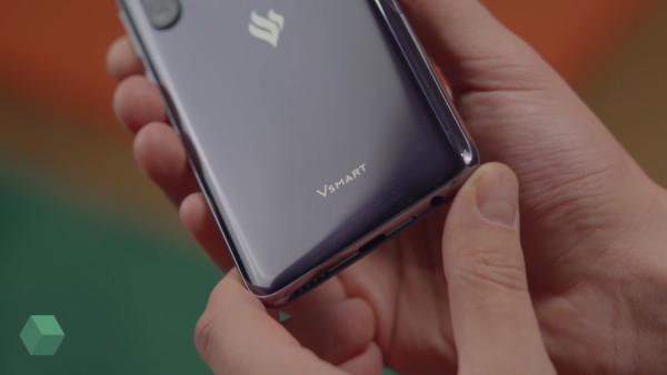 Вьетнамские смартфоны VinSmart поступили в продажу в России
