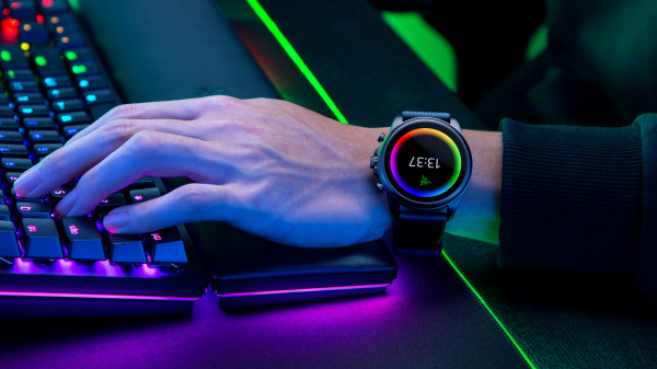 Razer совместно с Fossil представили смарт-часы для геймеров