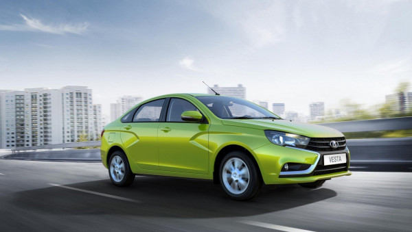 «Автостат»: в России насчитывается почти 600 000 автомобилей Lada Vesta