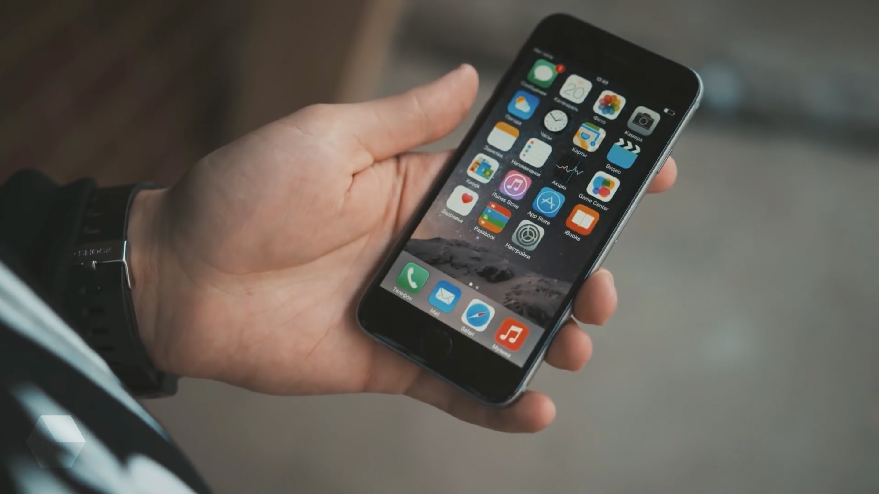 Apple возместит средства за негарантийную замену батареи iPhone
