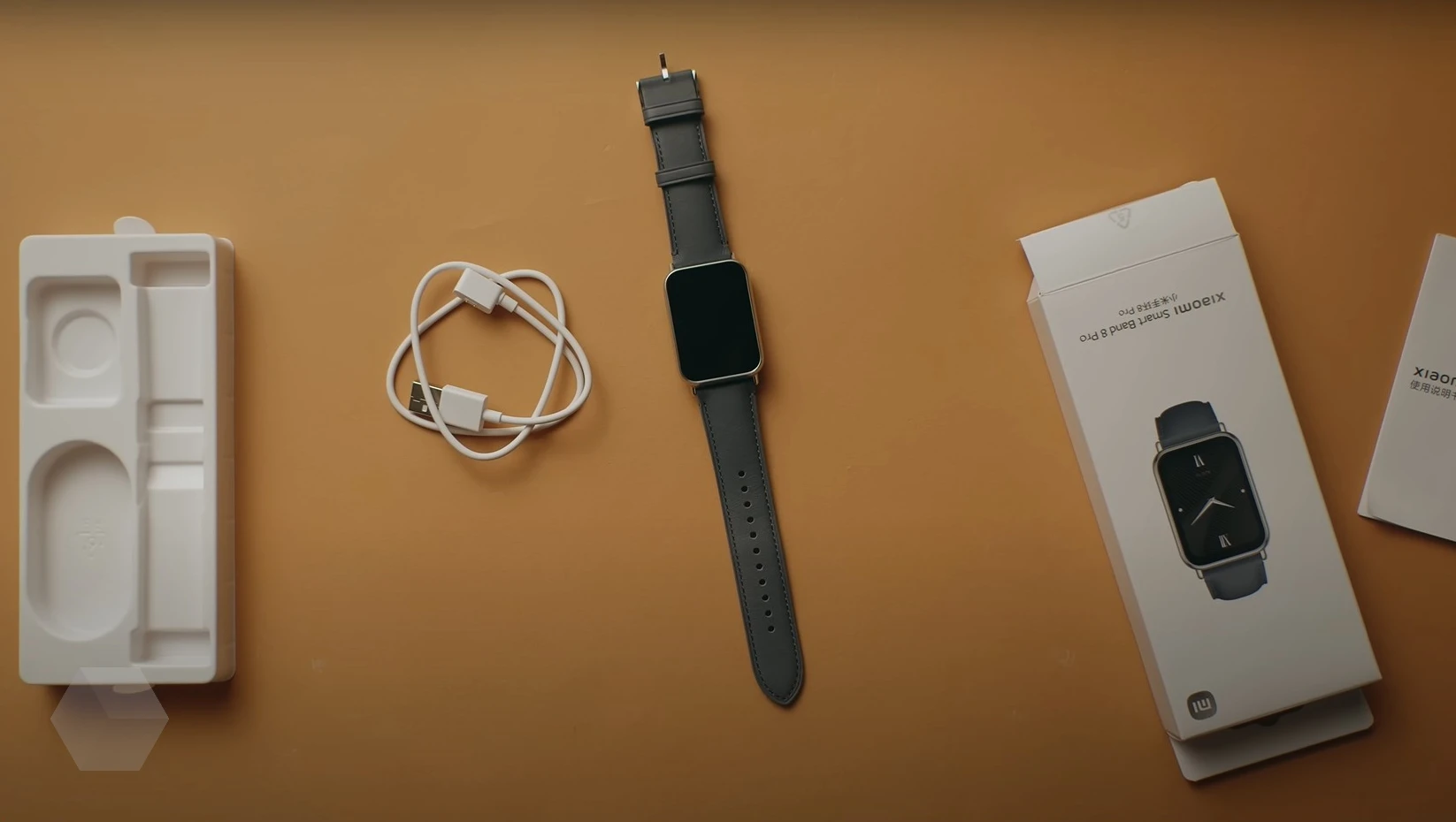 Обзор Xiaomi Mi Band 8 Pro: большие часы с маленьким сердцем - Hi-Tech  Mail.ru