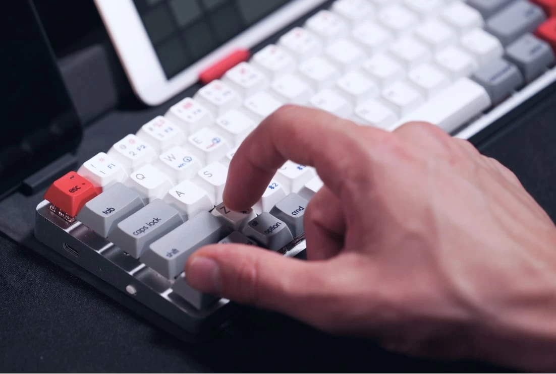 Epomaker клавиатура. Control+Shift+Power. Epomaker Switches сила нажатия. Keyboard 65 percent for Mac. Control shift