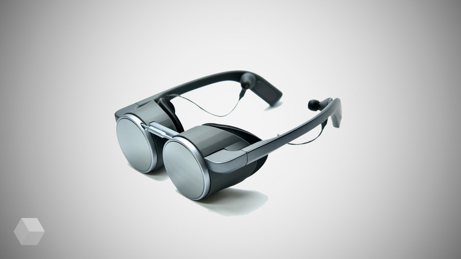 Panasonic представила первые VR-очки с поддержкой HDR и UHD